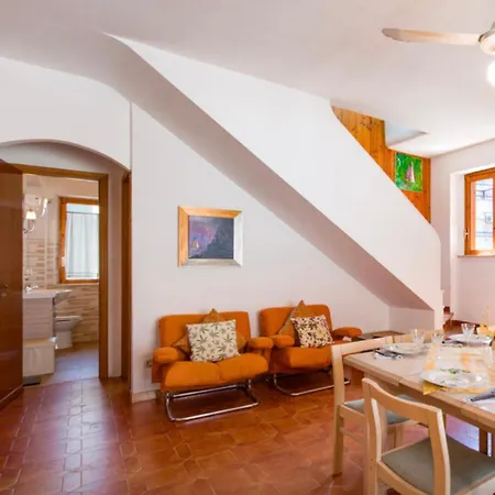 La Casa Di Teresa بيت للعطل سكاليا